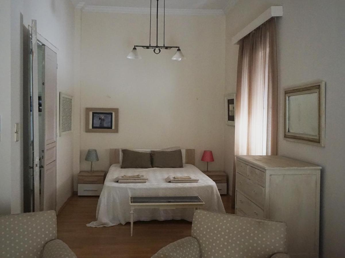 Independent Entrance Apt - 130M2 - Garden - Private Parking Lejlighed Athen Eksteriør billede